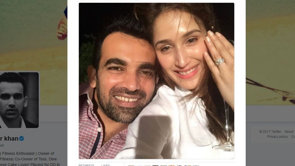 zaheer khan got engaged to sagarika ghatge 9592 IPL के बीच सागरिका के साथ ज़हीर खान ने की सगाई