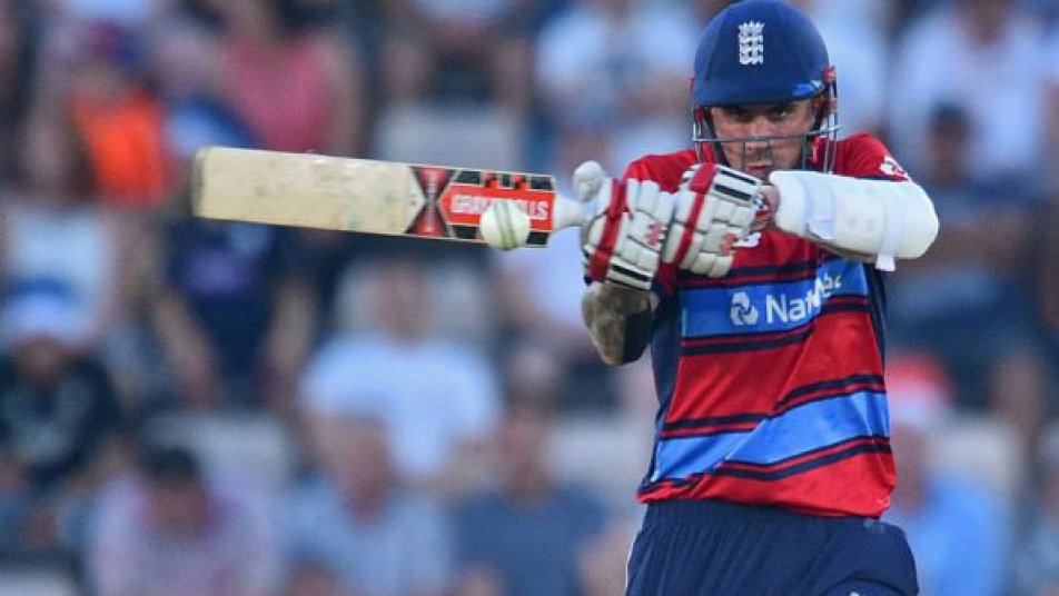 ENGvsSA: बेयरस्टा के अर्धशतक से इंग्लैंड की आसान जीत