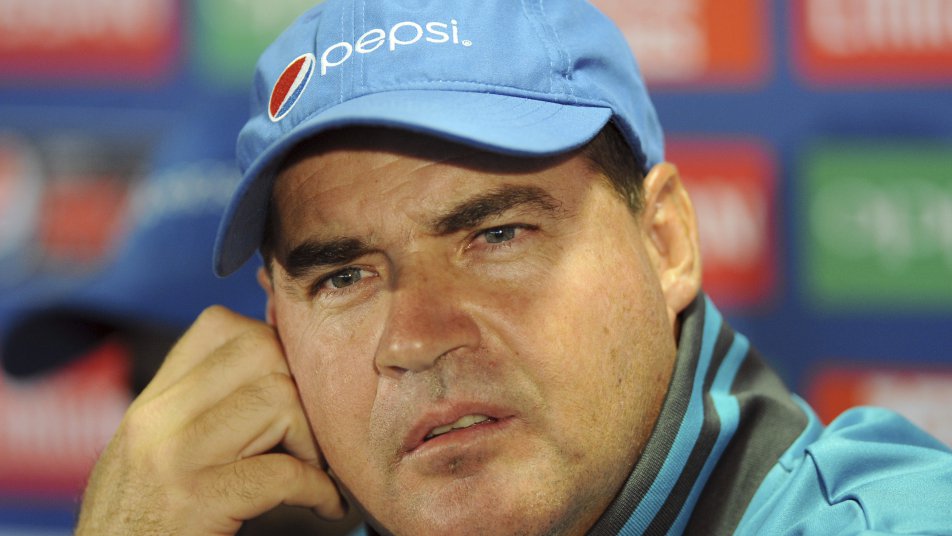 बड़ी हार के बाद अपने आप में झांकने की जरूरत है: मिकी आर्थर