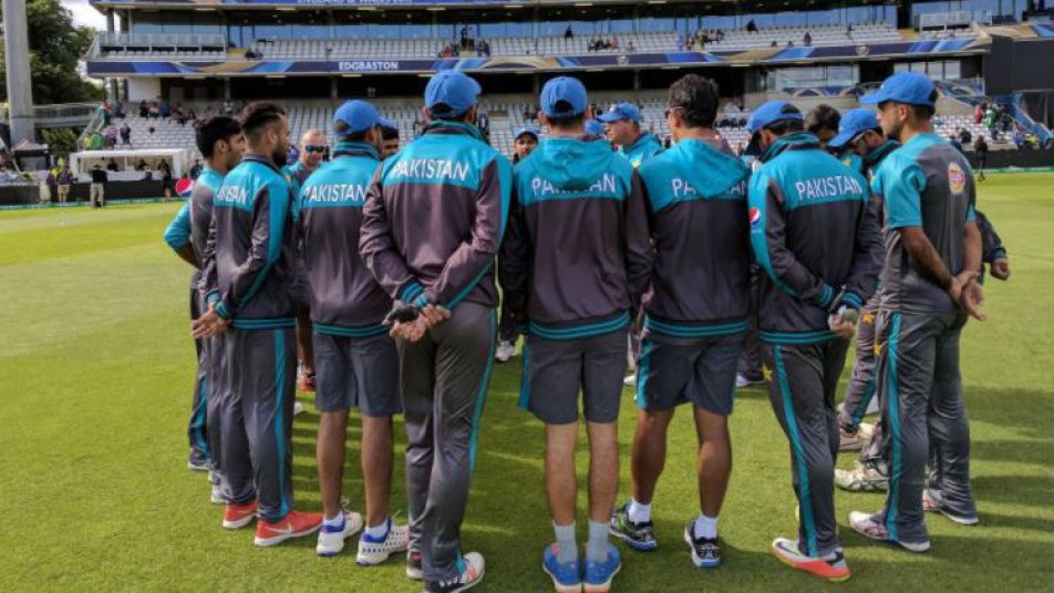 चैम्पियंस ट्रॉफी: साउथ अफ्रीका के साथ आज पाकिस्तान के लिए करो या मरो की जंग