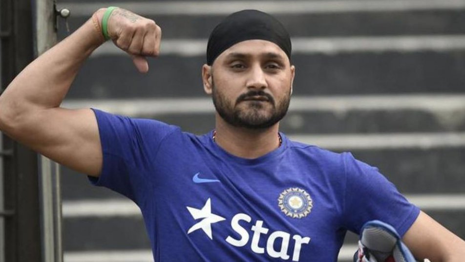 harbhajan singh to debut as singer with composer mithoon 10938 अब सिंगिंग में हाथ आजमाएंगे टर्बनेटर हरभजन सिंह