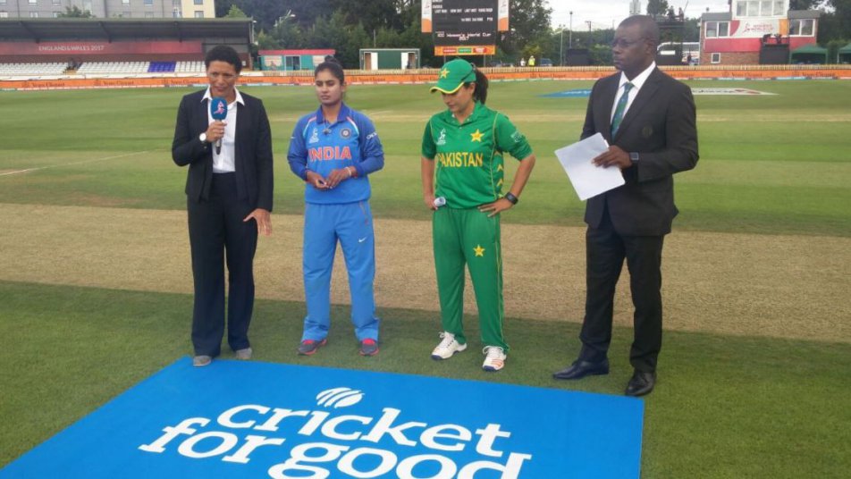 indvspak india have won the toss and elected bat first againts pakistan 10828 INDvsPAK: टीम इंडिया ने पाकिस्तान के खिलाफ टॉस जीतकर चुनी पहले बल्लेबाजी