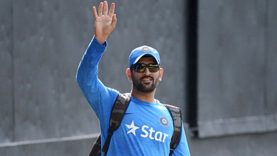 आज जन्मदिन पर कौन सा बड़ा फैसला लेंगे धोनी?