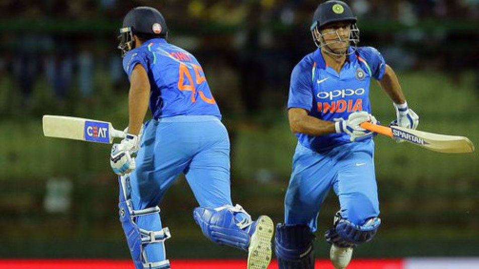 indvssl rohit dhoni steer india to 6 wicket win over sri lanka 11816 INDvsSL: श्रीलंका को 6 विकेट से हराकर भारत ने 3-0 से जीती सीरीज़