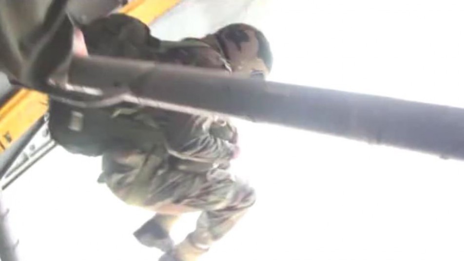 पाकिस्तान के खिलाफ धोनी का 'पैराजम्पिंग दांव'!