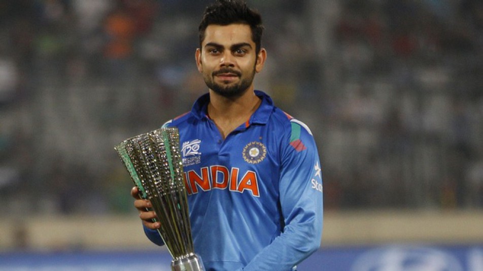 विराट ने साल 2014 में और अब 2016 वर्ल्ड टी20 में मैन ऑफ द टूर्नामेंट खिताब जीता. विराट के अलावा दुनिया का और कोई भी बल्लेबाज़ अफने करियर में आईसीसी वर्ल्डकप, चैंपियंस ट्रॉपी या वर्ल्ड में 2 बार ये कमाल नहीं कर पाया.