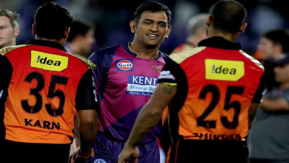 मंगलवार को हैदराबाद में हुए मुकाबले में सनराइजर्स हैदराबाद को राइजिंग पुणे सुपरजाइंट्स के हाथों करारी हार का सामना करना पड़ा. आज हम आपको बता रहे हैं वो पांच वजहें जिसकी वजह से कल रात पुणे जीती और हैदराबाद को मिली करारी शिकस्त!