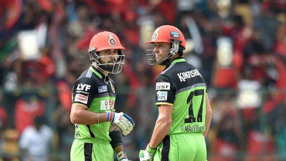टीम में विराट कोहली, एबी डिविलियर्स के बाद ऑलराउंडर आते हैं जिसमें शेन वाटसन, आंद्रे रसेल और ड्वाय्न ब्रावो हैं.  विकेटकीपिंग की भूमिका जोस बटलर को सौंपी गई है. 