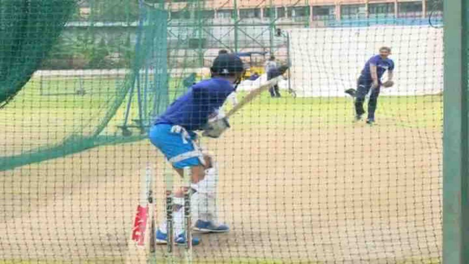 विराट ने कुल मिलाकर करीब ढाई घंटे के तक नेट्स में बल्लेबाजी की. इतनी देर तक बल्लेबाजी क्यों ?
