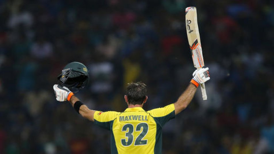 श्रीलंका के खिलाफ खेले गए पहले टी-20 मुकाबले में ग्लेन मैक्सवेल की तूफानी बल्लेबाजी के दम पर ऑस्ट्रेलिया ने 263 रनों का विशाल स्कोर खड़ा किया.