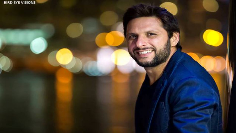 शाहिद अफरीदी ने पहले सोशल मीडिया का सहारा लेते हुए लिखा था कि, 'पाकिस्तान एक शांतिप्रिय मुल्क है, क्यों हम इतना बड़ा कदम उठाए जब मसले बातचीत से भी हल किए जा सकते हैं. पाकिस्तान सभी मुल्कों के साथ मैत्रीपूर्ण रिश्ते चाहता है.'