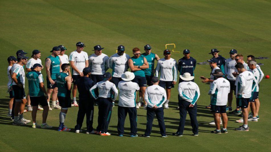 मोहाली टेस्ट से पहले कुक ने बदली अपनी 'चाल'