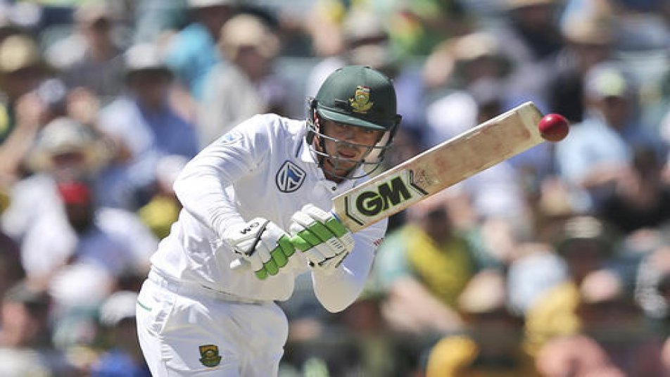 इतिहास रचने के साथ सबसे आगे निकले डिकाक