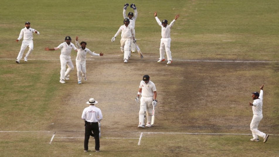 RECORD: 32 साल बाद ऑस्ट्रेलिया के खिलाफ टीम इंडिया ने की इतनी 'बल्लेबाज़ी'