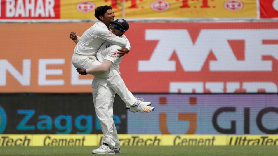 INDvsAUS: बेहतरीन गेंदबाजी के बाद अब ट्विटर पर छाए कुलदीप यादव