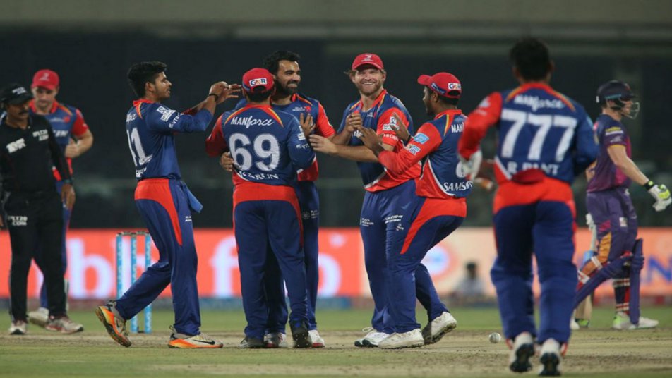 IPL में 100 विकेट लेने वाले सबसे उम्रदराज खिलाड़ी बने जहीर खान