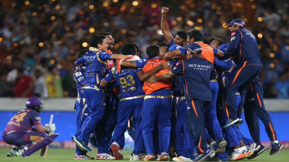 IPL 2017: रिकॉर्ड जीत के साथ मुंबई इंडियंस ने 9 साल बाद दोहराया इतिहास