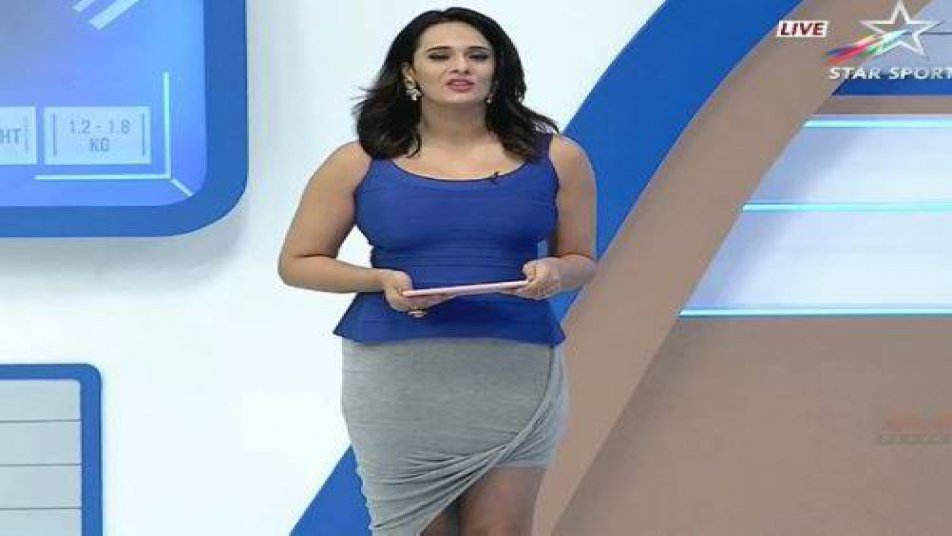 क्या हुआ जब भारत-पाक के मैच के बीच में मयंती लैंगर पर टिक गई सबकी निगाहें ?