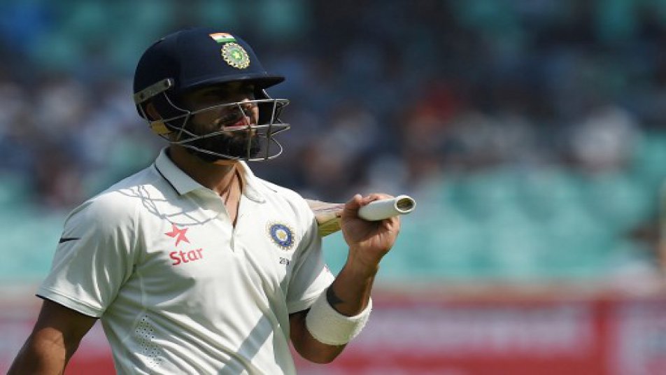 भारत और इंग्लैंड के बीच सीरीज़ में भारतीय टीम ने 2 मैचों के बाद 1-0 की बढ़त बना ली है जबकि तीसरा मैच 26 नवंबर से 30 नवंबर के बीच खेला जा रहा है. इस बीच ही भारतीय कप्तान विराट कोहली ने पूर्व इंग्लैंड के कप्तान माइकल वॉन को दिए एक इंटरव्यू में एक चौंकाने वाला खुलासा किया.