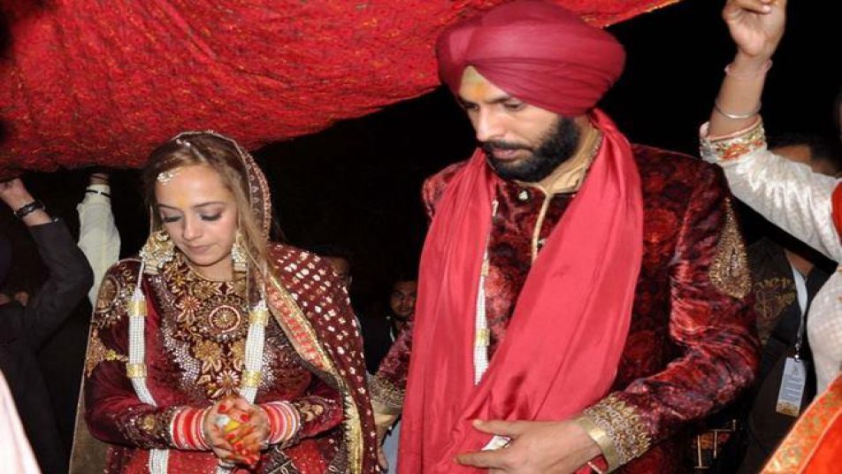 शादी शुदा युवराज को गंभीर ने दिया अनुभव का ज्ञान !