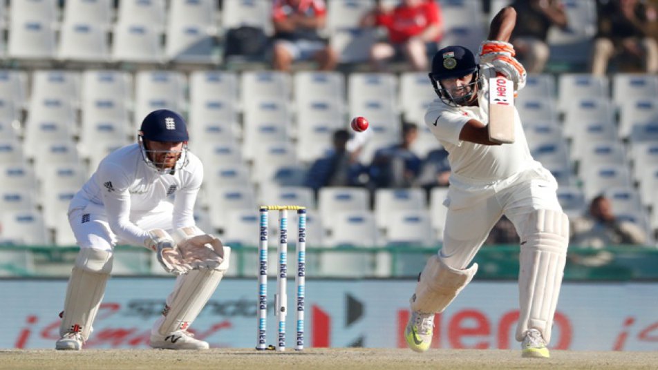 ऐसे में टीम मैनेजमेंट पार्थिव को छठे नंबर या अश्विन से नीचे सातवें नंबर पर बल्लेबाजी करा सकती है. अगर ऐसा होता है तो करुण नायर को टीम से बाहर बैठना होगा.