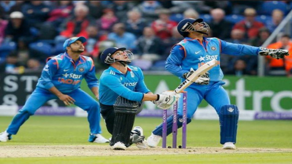 इंग्लैंड क्रिकेट टीम 15 जनवरी से टीम इंडिया के खिलाफ तीन वनडे और तीन टी-20 मैचों की सीरीज के लिए भारत आ रही हैं.


फोट क्रेडिट: (सोशल मीडिया)