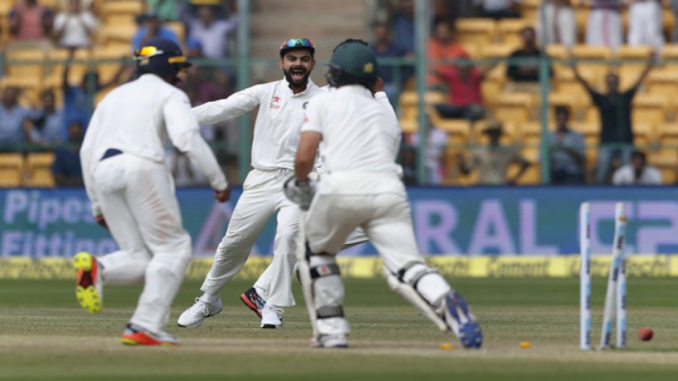 WORLD RECORD: विकेटों के 'सिक्स' के साथ अश्विन ने रचा इतिहास