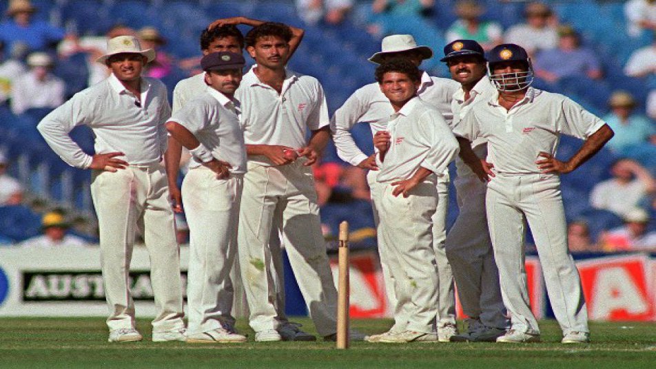 इससे पहले आखिरी बार साल 1985 में भारत ने ऑस्ट्रेलिया के खिलाफ सबसे ज्यादा 202 ओवर एडिलेड के मैदान पर खेले थे.