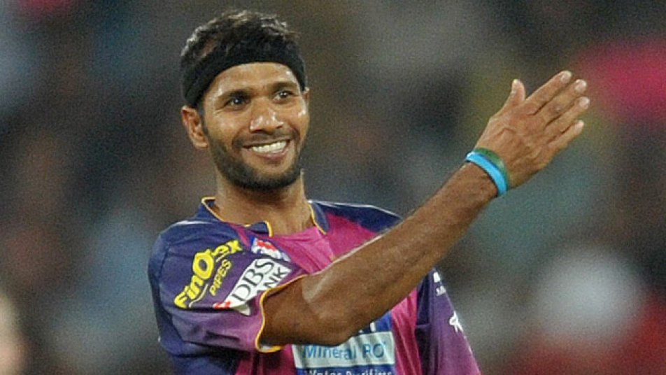 RECORD: 20वें ओवर में डिंडा ने लुटाए IPL इतिहास के सबसे ज्यादा रन