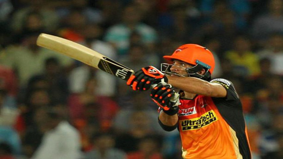 RECORD: आईपीएल इतिहास में कभी नहीं लगे इतने छक्के!