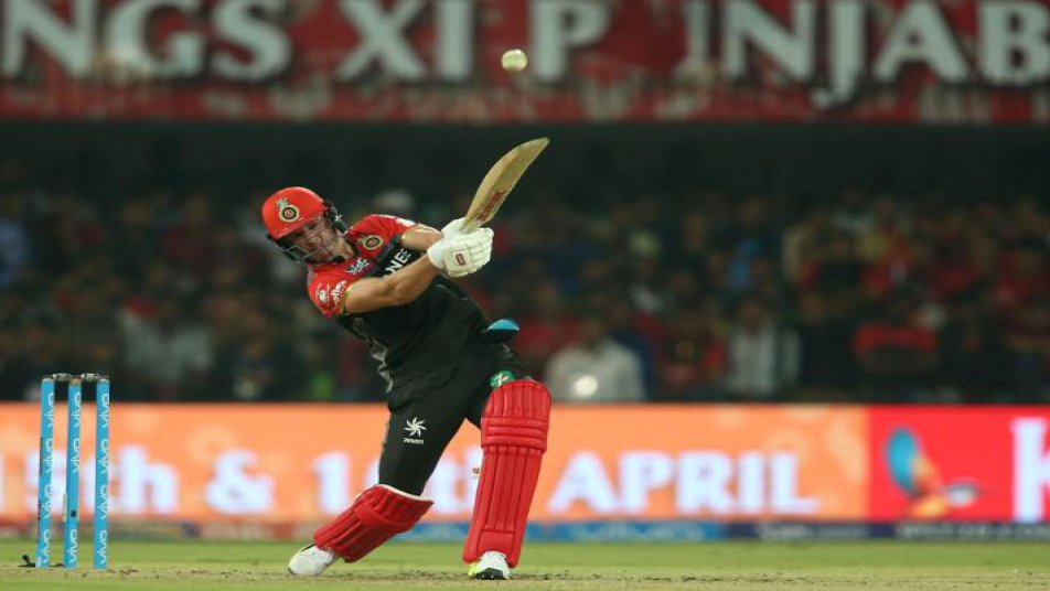 IPL इतिहास में डीविलियर्स के साथ कभी नहीं हुआ ऐसा!