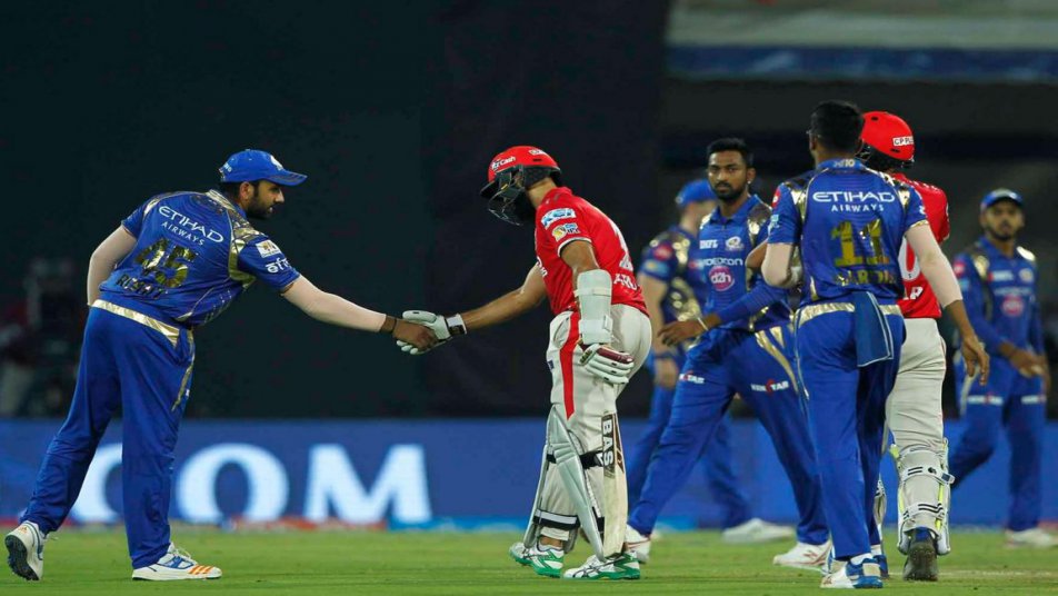 इस जीत के साथ ही मुंबई ने आईपीएल के इतिहास में एक ऐसा रिकॉर्ड अपने नाम दर्ज कर लिया जो आज तक कोई भी टीम ऐसा नहीं कर पाई है.


फोटो क्रेडिट: (BCCI, IPL)