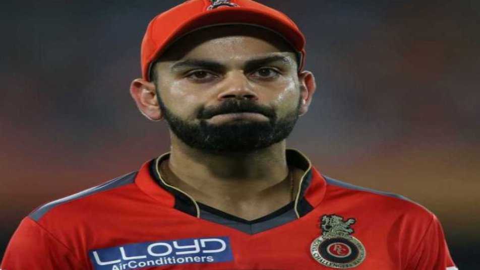 सबसे पहले कोहली साल 2008 में मुंबई इंडियंस के खिलाफ और दूसरी बार साल 2014 में किंग्स इलेवन पंजाब के खिलाफ शुन्य पर आउट हुए थे.


फोटो क्रेडिट: (BCCI,IPL)