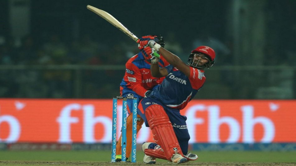 IPL 2017: ऋषभ पंत की पारी के 'क्रिकेट के भगवान' भी हुए कायल