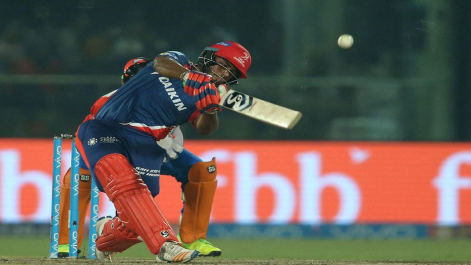 IPL 2017: ऋषभ पंत की पारी के 'क्रिकेट के भगवान' भी हुए कायल