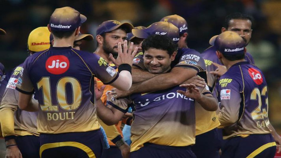 RECORD: IPL इतिहास में 'सबसे तेज़' 4000 रन बनाने वाले बल्लेबाज़ बने डेविड वॉर्नर