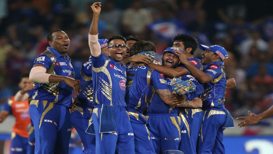 इस जीत के साथ ही मुंबई इंडियंस ने आईपीएल के इतिहास में 9 साल बाद इस बड़े कारनामे को दोहराया.

फोटो क्रेडिट: (BCCI,IPL)