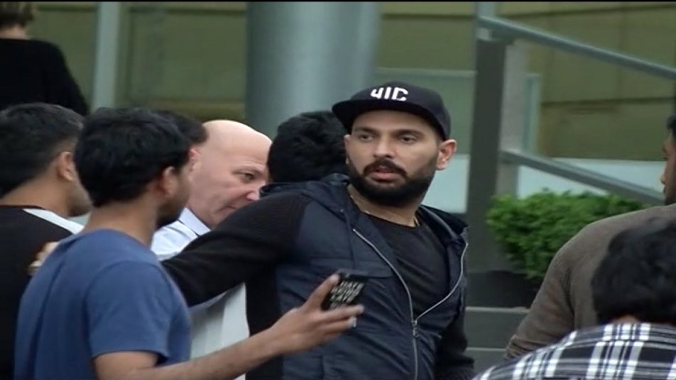 लंदन में शॉपिंग करने निकली टीम इंडिया.
