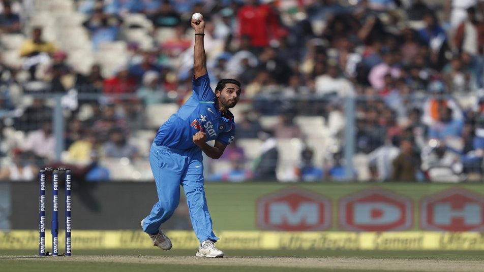 भुवनेश्वर कुमार ने पाकिस्तान के खिलाफ पांच मैच खेले हैं, जिसमें उन्होंने 9 विकेट अपने नाम किए हैं. 