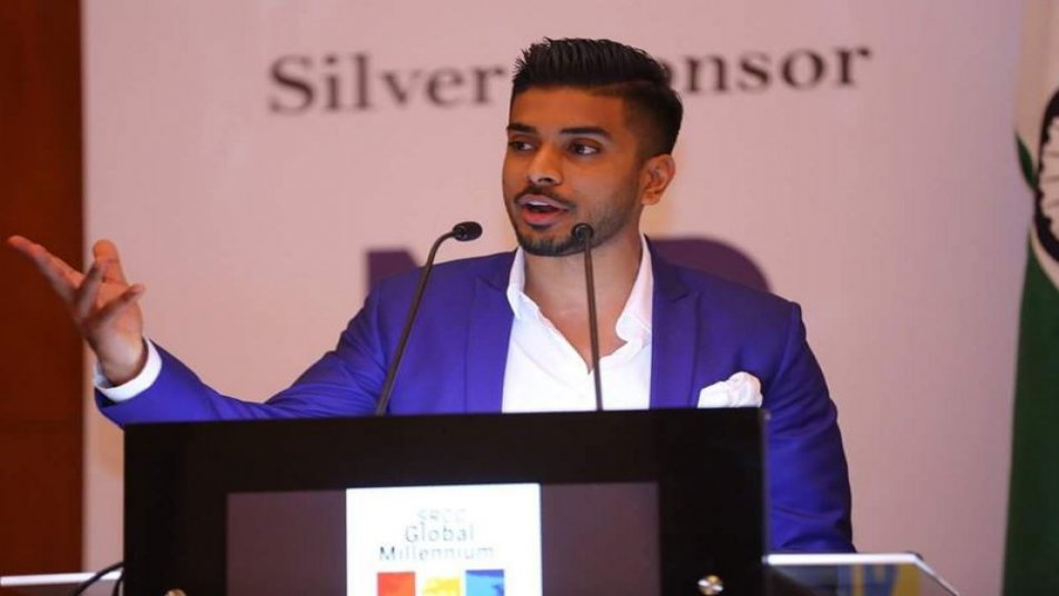 सीजन 9 में आईपीएल से जुड़ने वाली गुजरात लॉयंस की टीम के मालिक केशव बंसल हैं. केशव बंसल आईपीएल के सबसे यंग ओनर में से एक हैं.

(फोटो: ट्विटर)