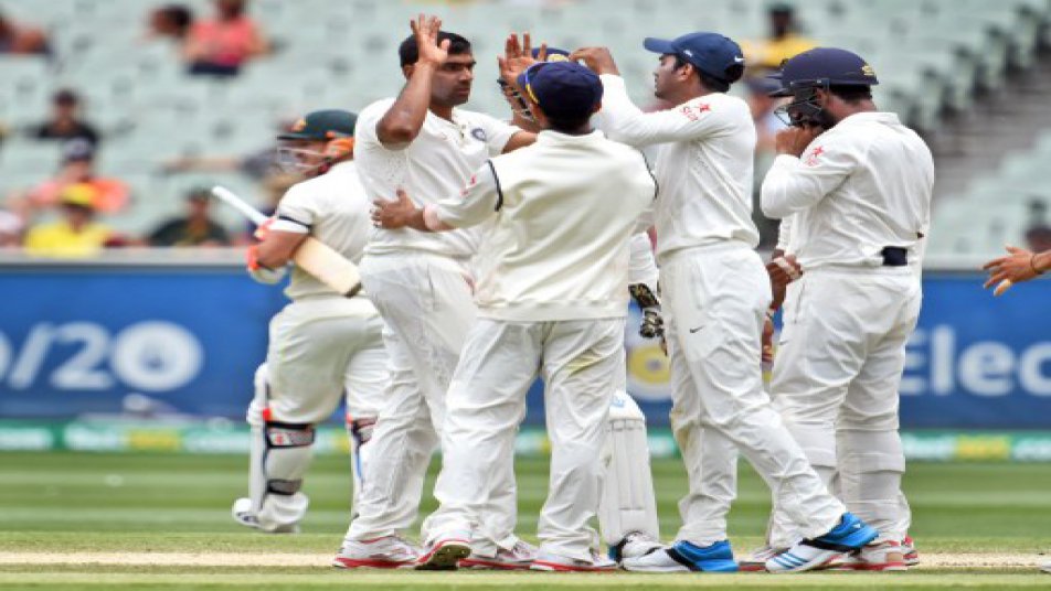 
कुछ दिन पहले ही इंस्टाग्राम पर गीता ने हिनाया की पहली तस्वीर शेयर की थी.