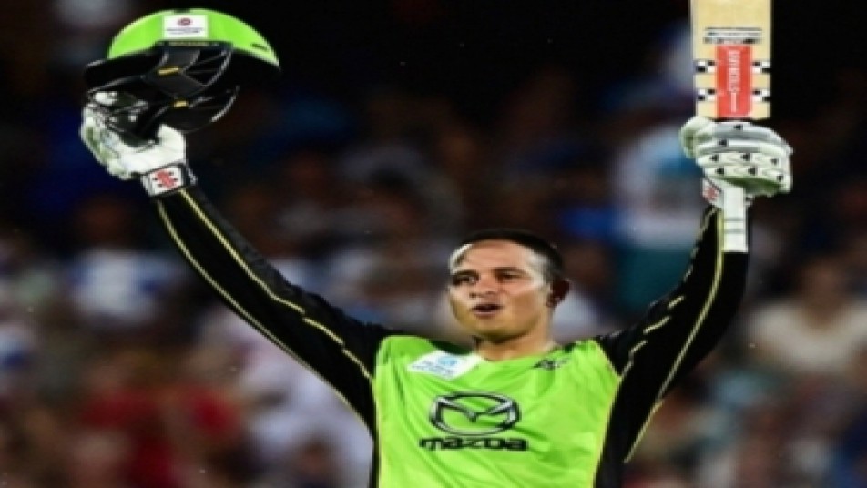 इस सीज़न केएफसी बिग बैग लीग में उस्मान ख्वाजा ने बेहतरीन प्रदर्शन किया है उन्होनें 172.5 के औसत से 4 पारियों में 109, 62, 104 और 70 रन बनाए हैं. जिसकी मदद से उन्हें ऑस्ट्रेलिया की वर्ल्ड टी20 टीम में भी चुना गया था.