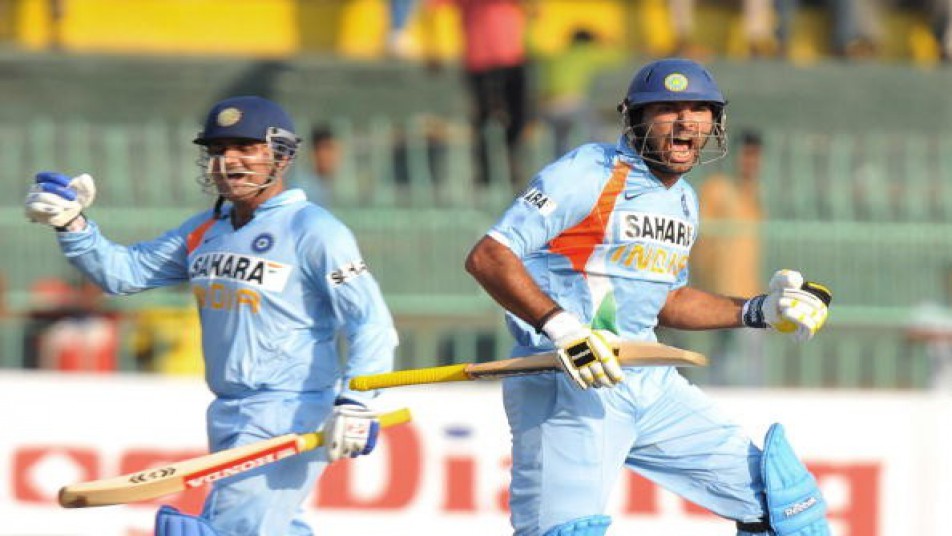 2007 का टी-20 वर्ल्डकप तो आपको याद ही होगा फाइनल में भारत का मुकाबला पाकिस्तान के साथ था. इस हाइवोल्टेज मैच में भी युवराज सिंह की मौजूदगी थी. उनकी सधी हुई पारी ने भारत को पाकिस्तान पर जीत दिलाने में अहम भुमिका निभाई थी. जबकि पूरा टूर्नामेंट में उन्होनें अपनी पारी से भारतीय टीम को फाइनल तक पहुंचाया.