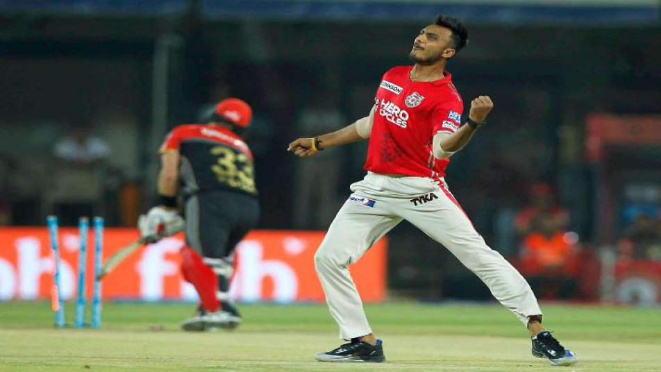 RECORD: IPL इतिहास में पावरप्ले में सबसे ज्यादा विकेट लेने वाले गेंदबाज़ बने संदीप शर्मा