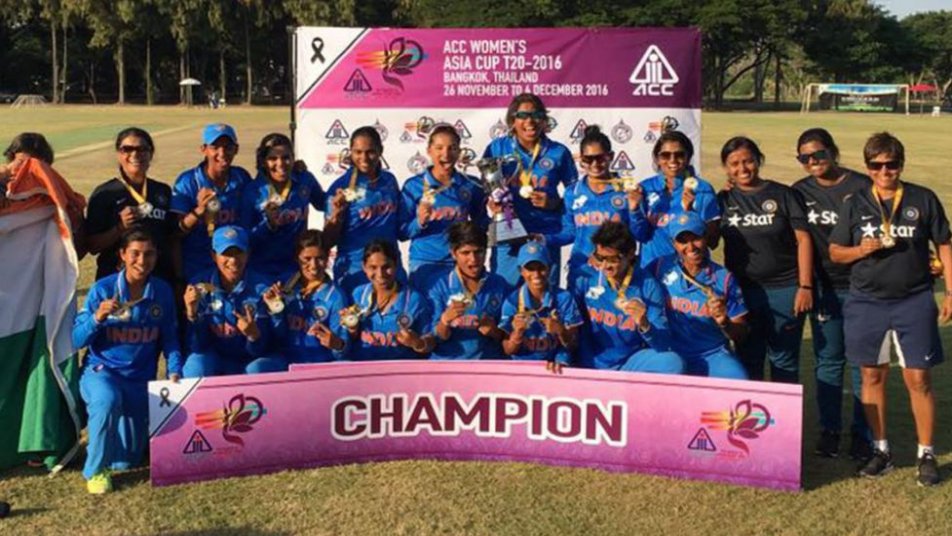 ASIA CUP: भारतीय महिला टीम ने रचा इतिहास, पाक को हरा छठी बार बनीं चैम्पिन