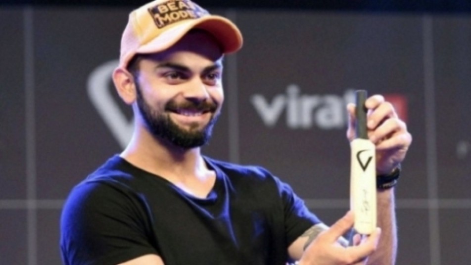 बीते दिन मुंबई में एक कार्यक्रम के दौरान विराट कोहली ने अपने और अनुष्का शर्मा के रिलेशन को लेकर बात की.