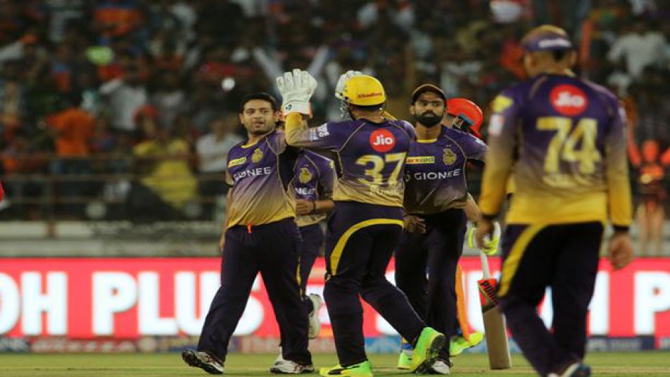 RECORD: विराट कोहली को पीछे छोड़ सबसे आगे निकले सुरेश रैना