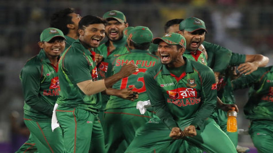 आउट करने के बाद बटलर से भिड़ गए बांग्लादेशी खिलाड़ी