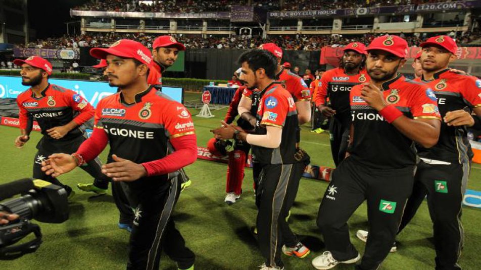 फैंस के नाम 'खास संदेश' के साथ देश लौटे एबी डीविलियर्स