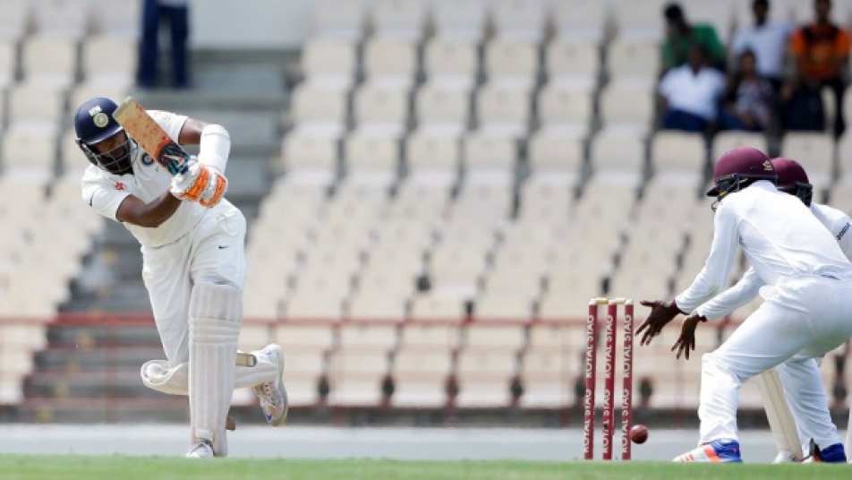 RECORD: गावस्कर-द्रविड़ से आगे निकले बल्लेबाज़ अश्विन